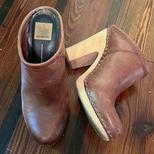 Dolce Vita Ackley Cinnamon Leather Cow Hide Wood Heeled Clogs Mules